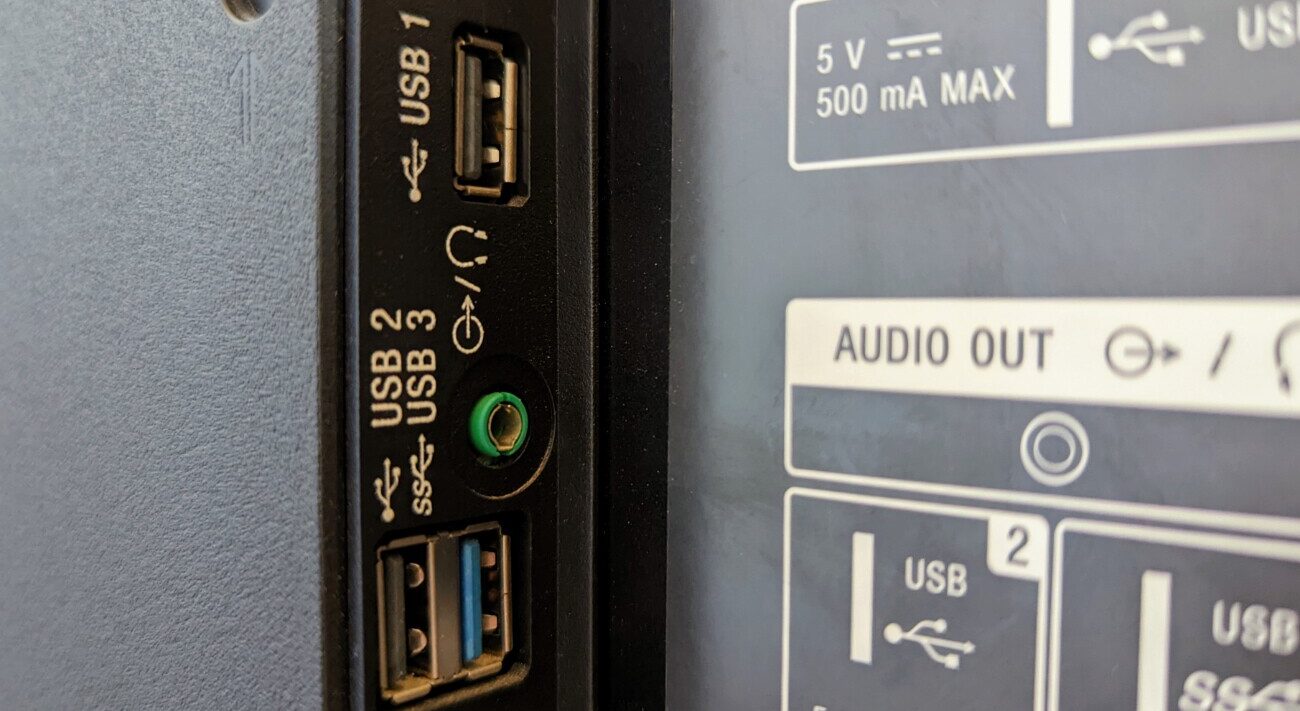 smart TV USB port